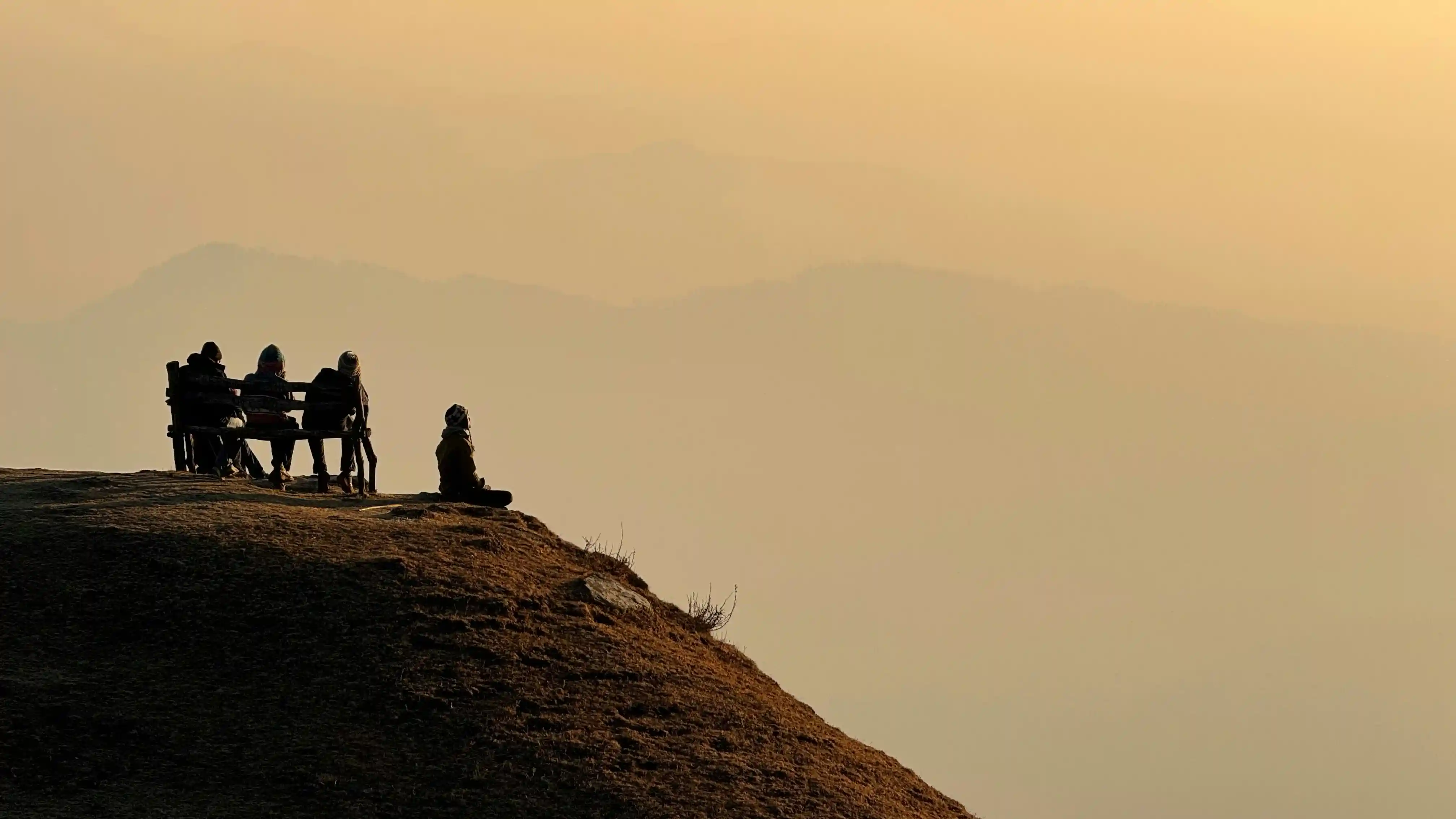 Raghupur Fort near Serolsar Lake in Tirthan Valley